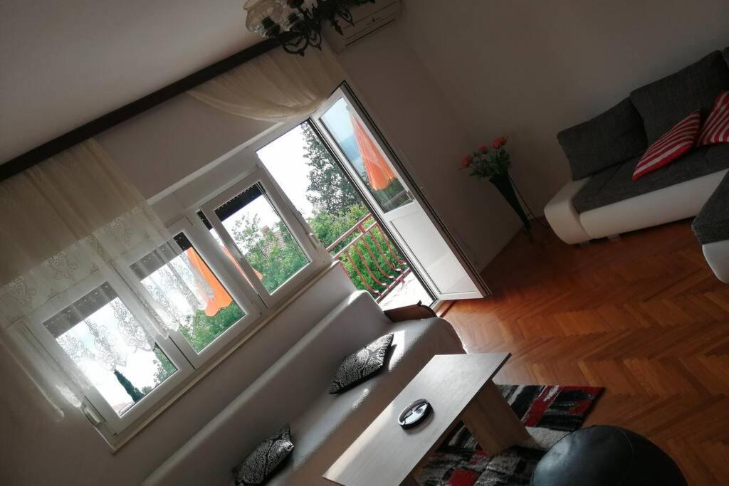 Spacious 2-Room Apartment With Beautiful Sea View Crikvenica Ngoại thất bức ảnh
